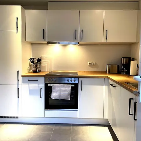 Lightplace - Boxspring - Parkplatz - Netflix *