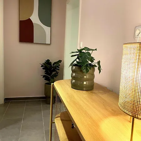 Lightplace - Boxspring - Parkplatz - Netflix *